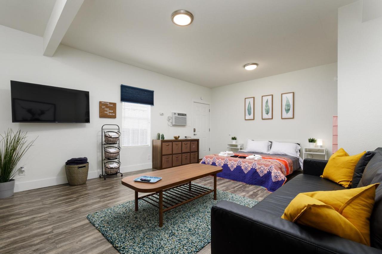 735 W 10Th St ダラス エクステリア 写真