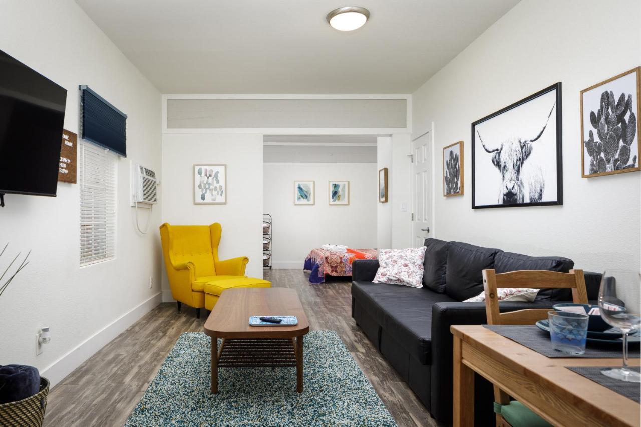 735 W 10Th St ダラス エクステリア 写真