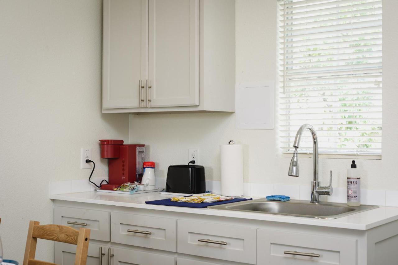 735 W 10Th St ダラス エクステリア 写真