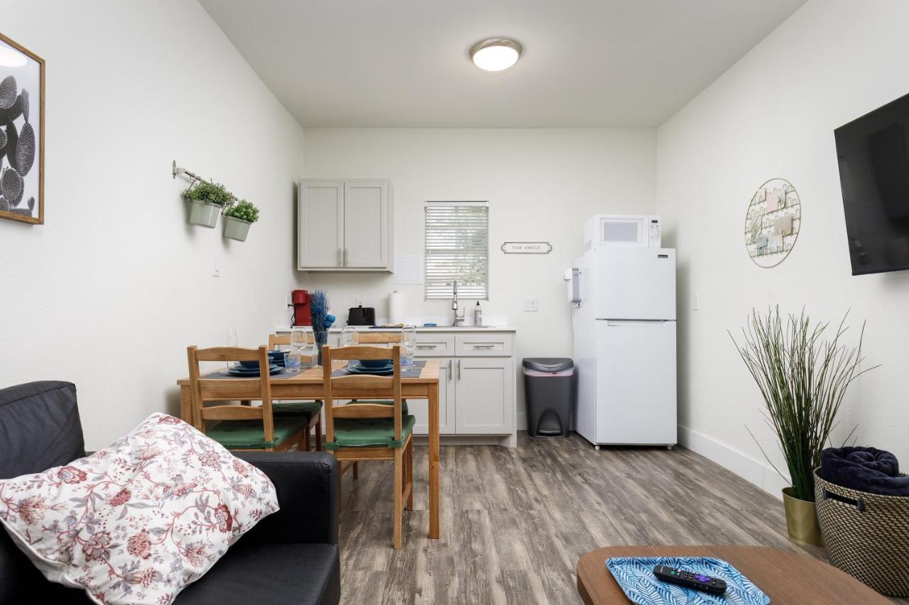735 W 10Th St ダラス エクステリア 写真