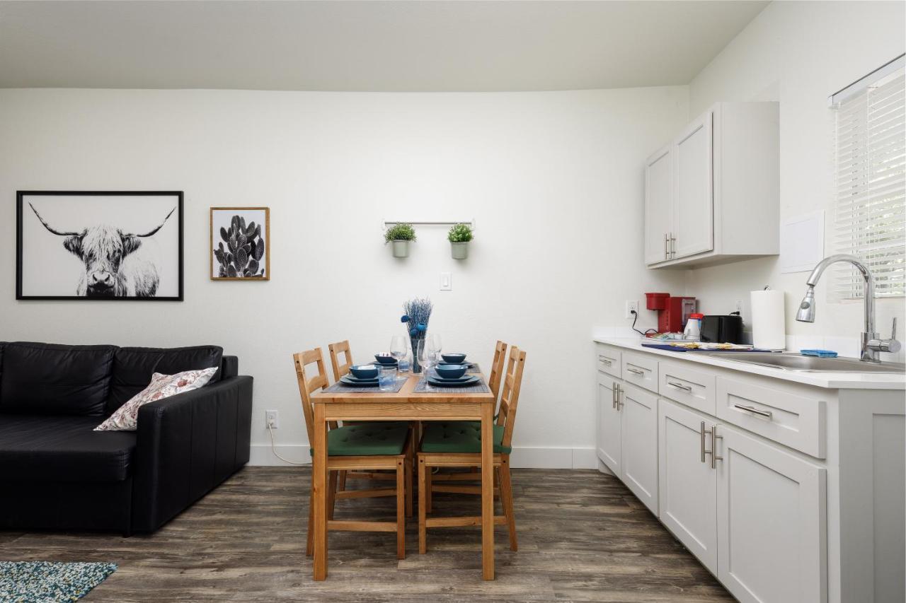 735 W 10Th St ダラス エクステリア 写真